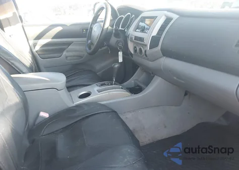 2006 Toyota Tacoma Base V6 from USA, damaged, VIN 3TMLU42N06M007120